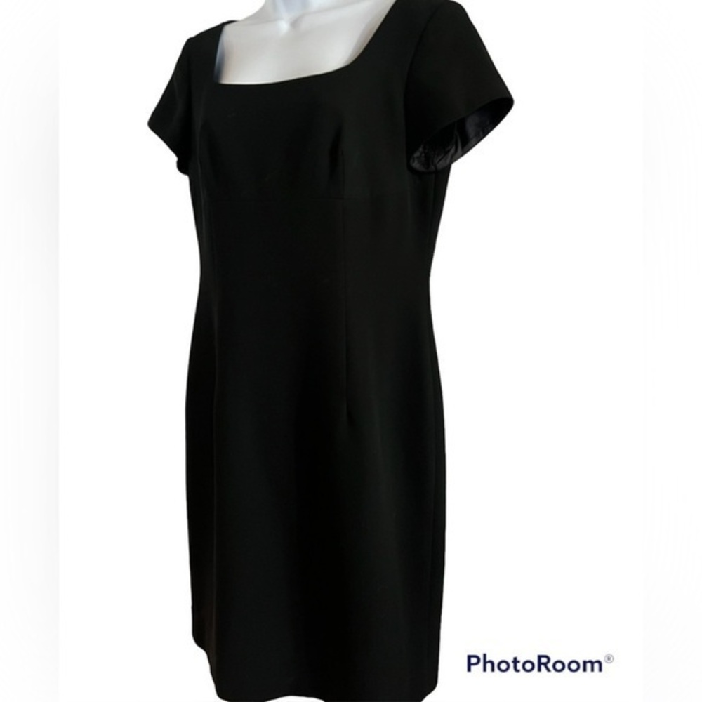 Vintage Ann Taylor Black Scoop Neck Dressy Dress 💃 Perfect LBD 💃 Size 8